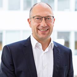 CEO Peter Mohnen